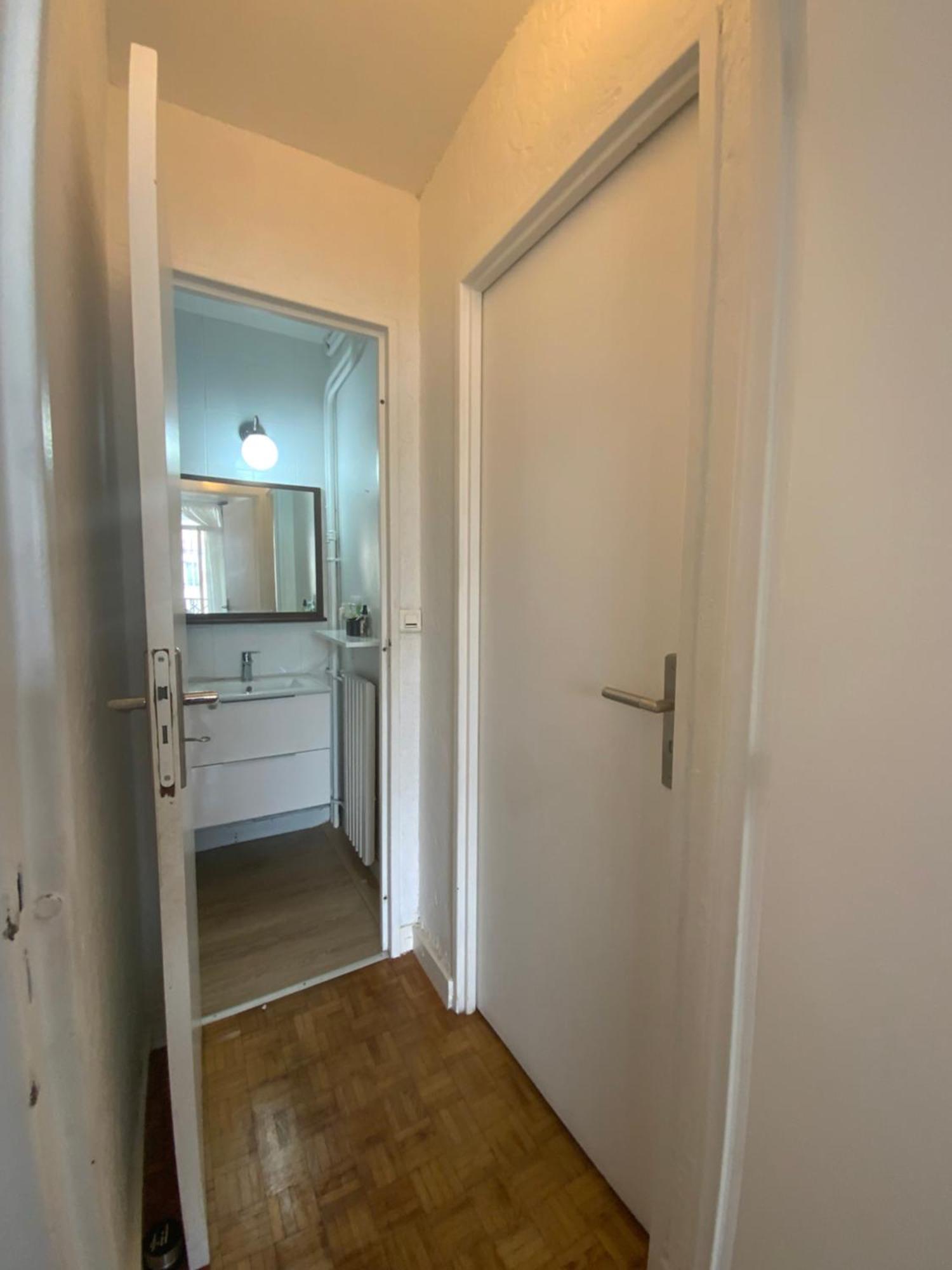 Chambre Chez L'Habitant Pres De Tour Eiffel Paris Exterior photo